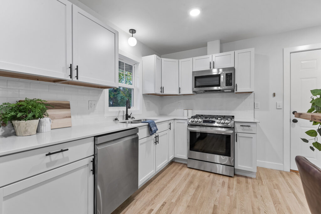 17_202_Washington17_mls