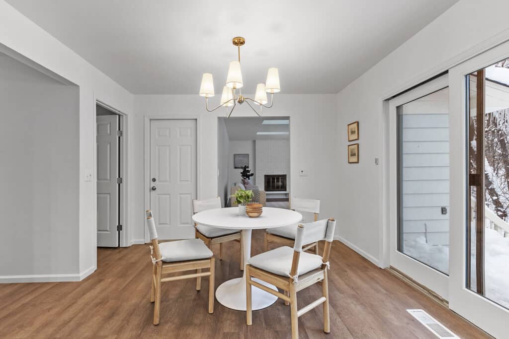 19_912_Thoreau19_mls