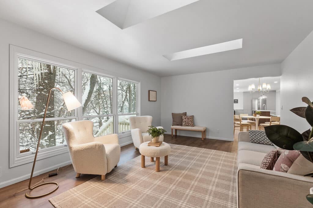 25_912_Thoreau25_mls