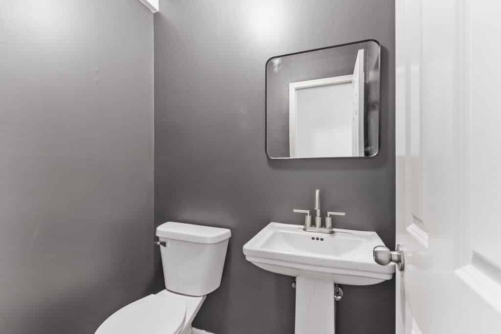 26_912_Thoreau26_mls