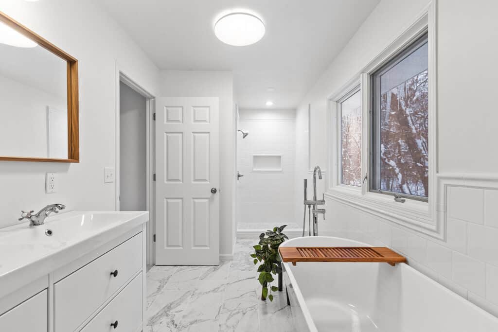 40_912_Thoreau40_mls