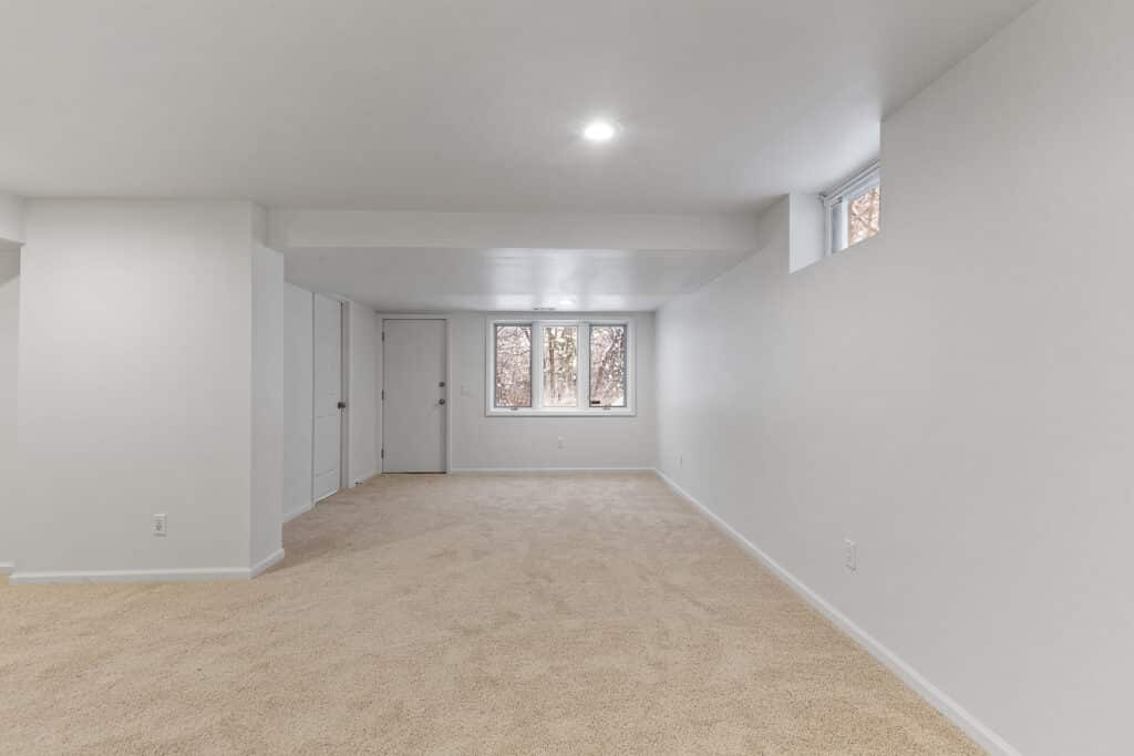 43_912_Thoreau43_mls