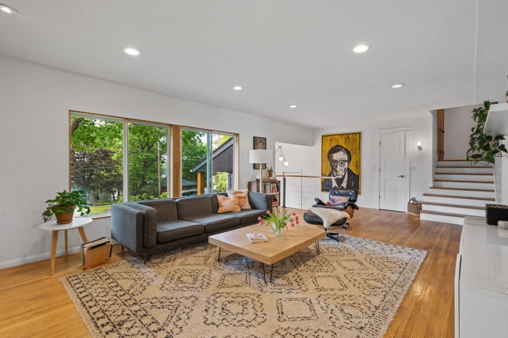 17_5984_Ridgewood17_mls