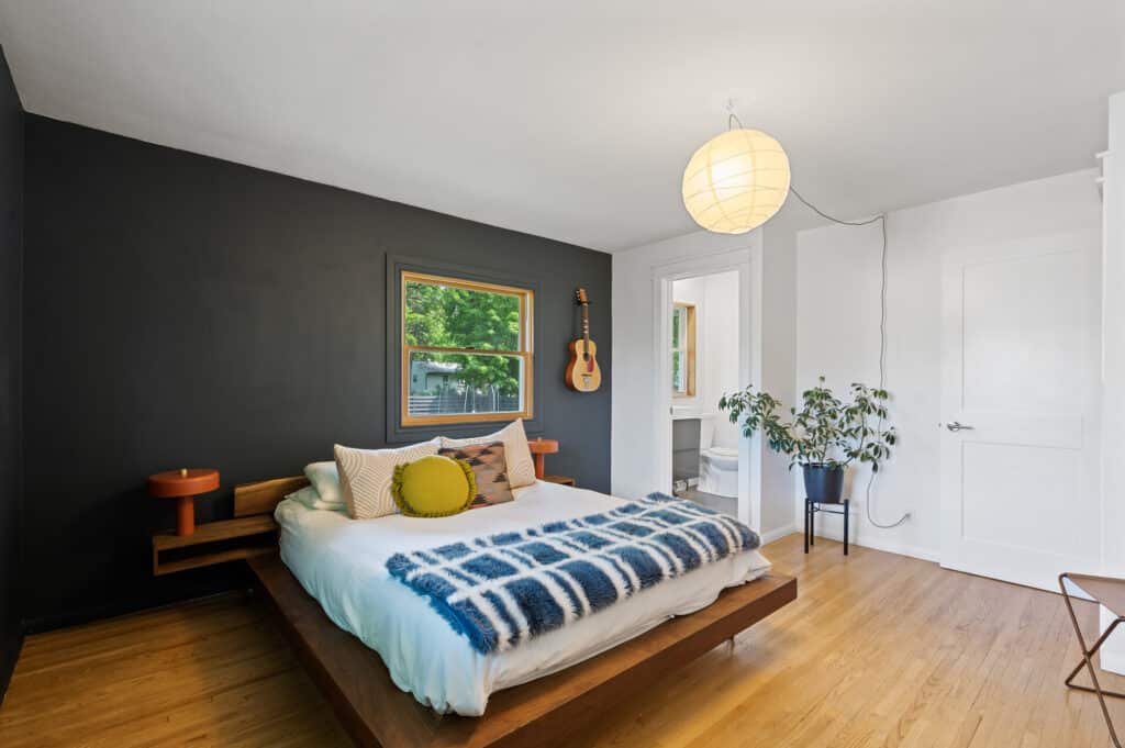 44_5984_Ridgewood44_mls