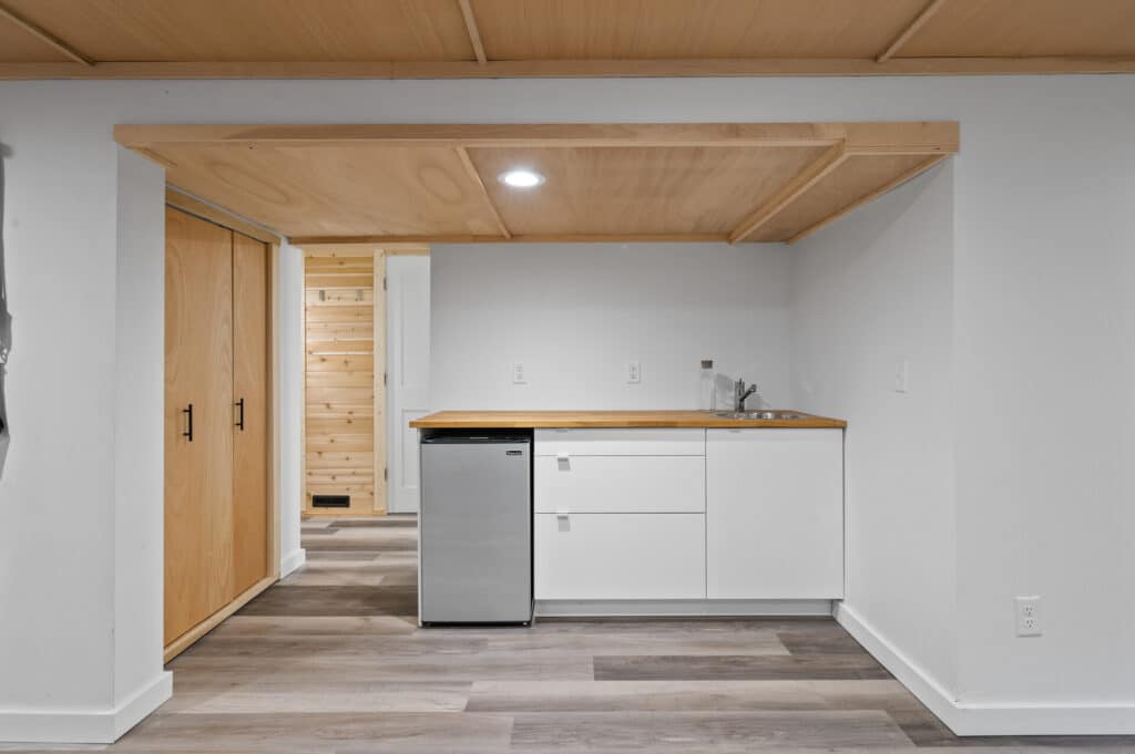 52_5984_Ridgewood52_mls