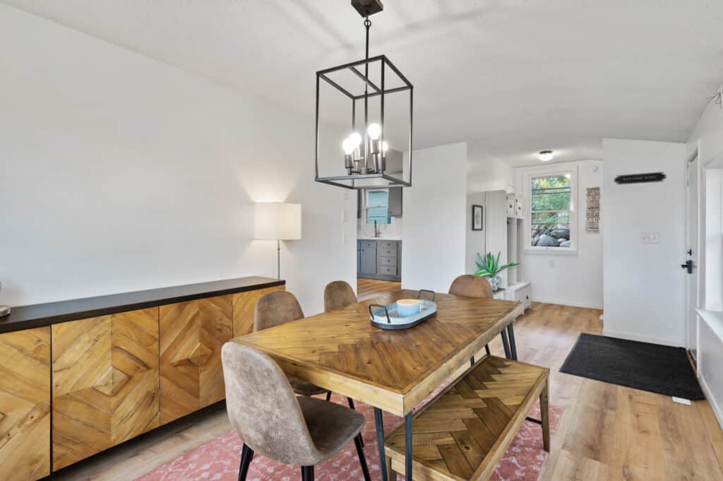 12_18715_232nd12_mls