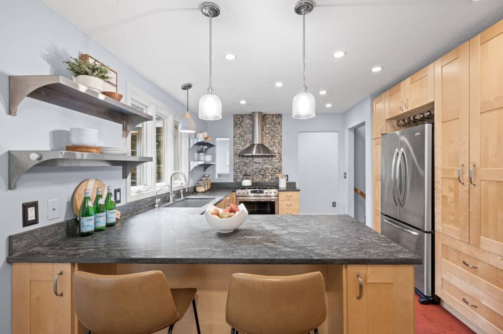 20_4300_Browndale20_mls