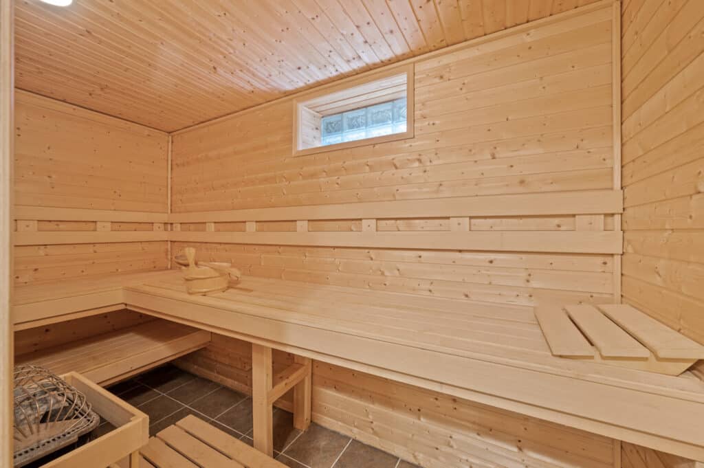 49_4300_Browndale49_mls