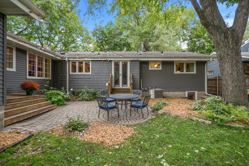 60_4300_Browndale60_mls