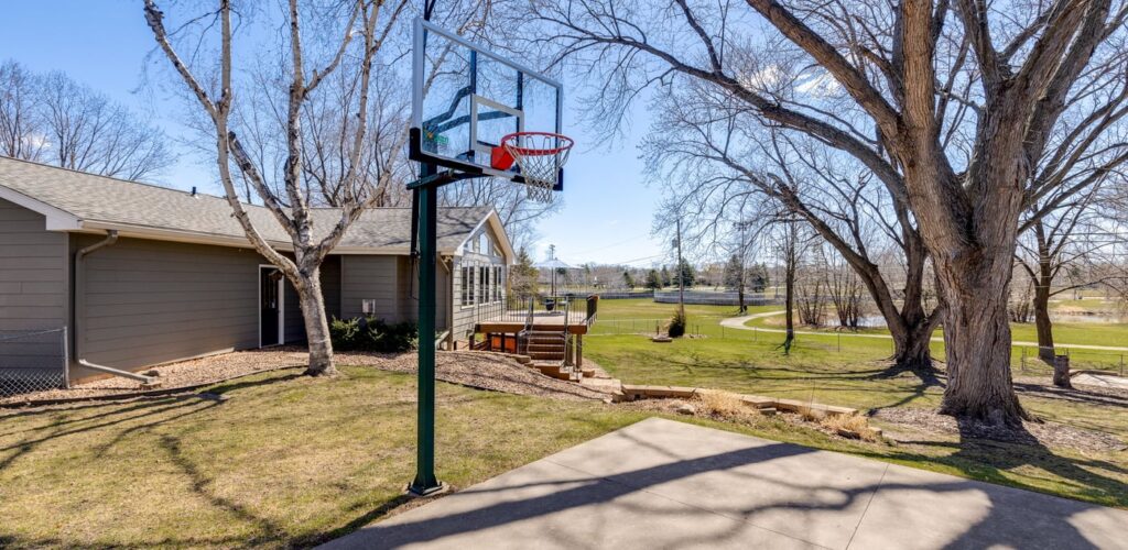 65-custom-9216-92nd-Cir-N-Bundle-65