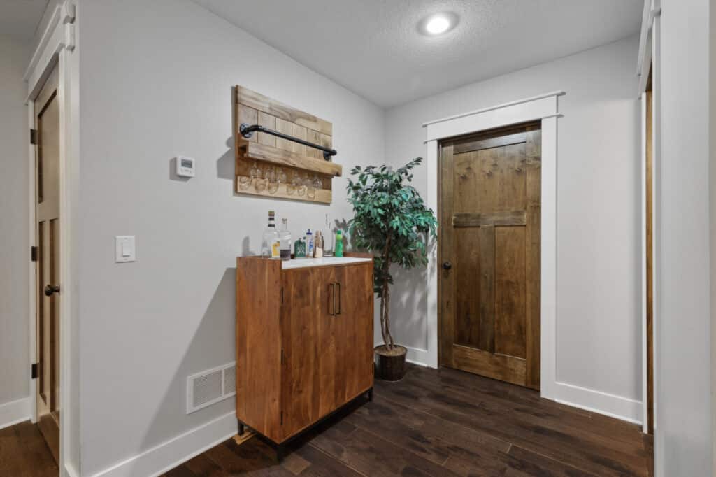 47_10929_Woodland47_mls