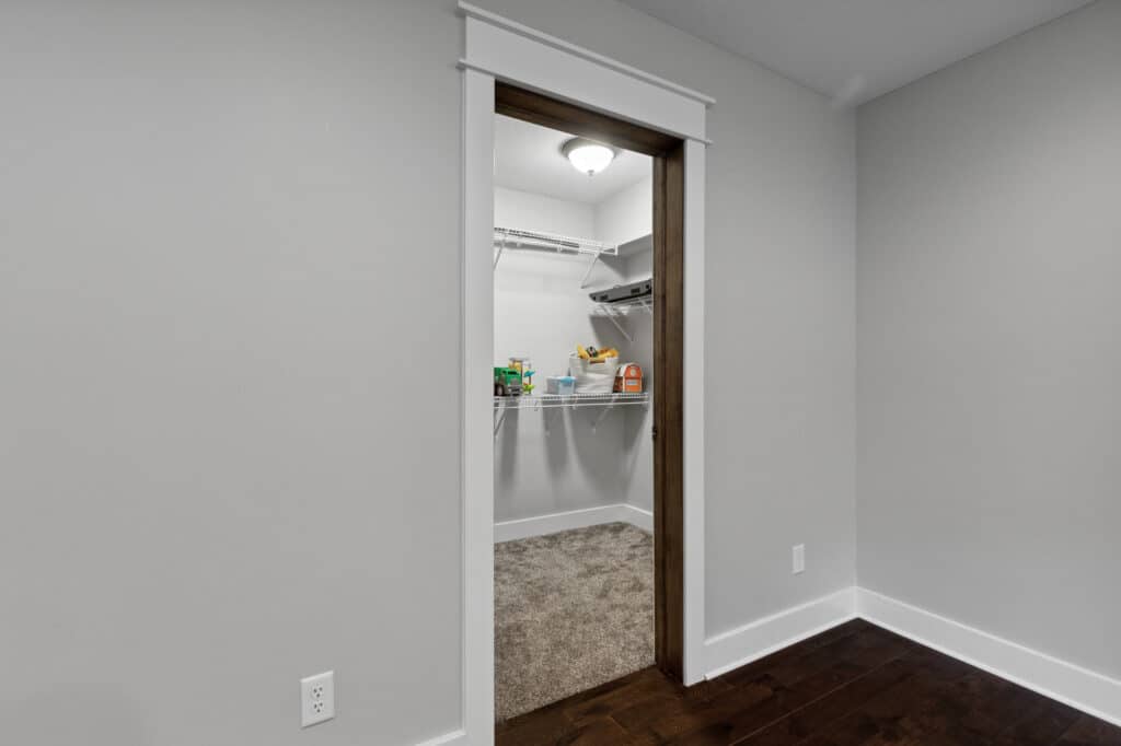 49_10929_Woodland49_mls