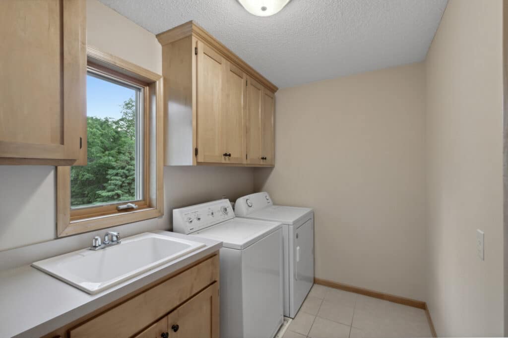 52_10929_Woodland52_mls