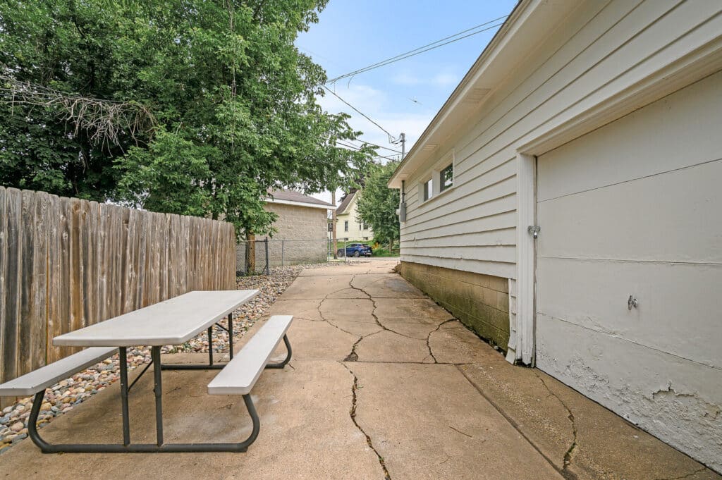 100_416_Cherokee_Ave100_mls