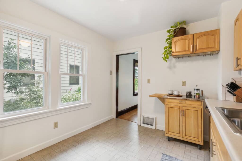 15-web-or-mls-4509-30th-Ave-S-15