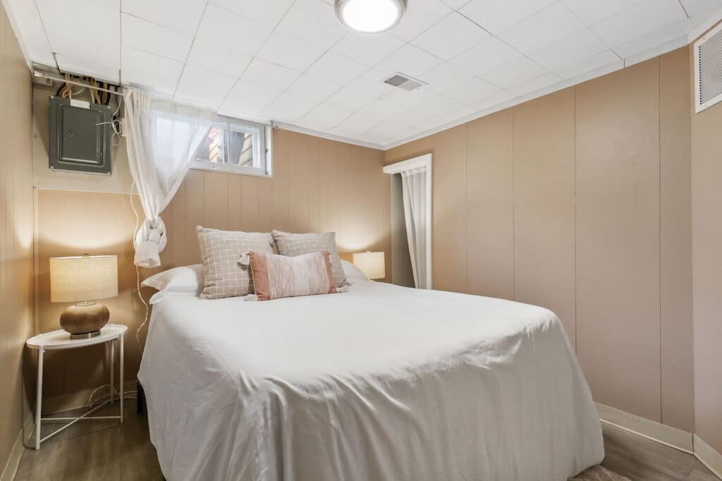 23-web-or-mls-4509-30th-Ave-S-23