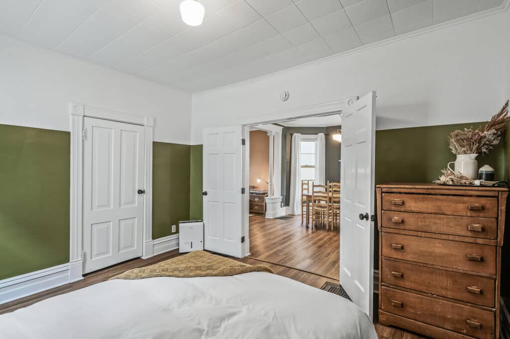 32_416_Cherokee_Ave32_mls