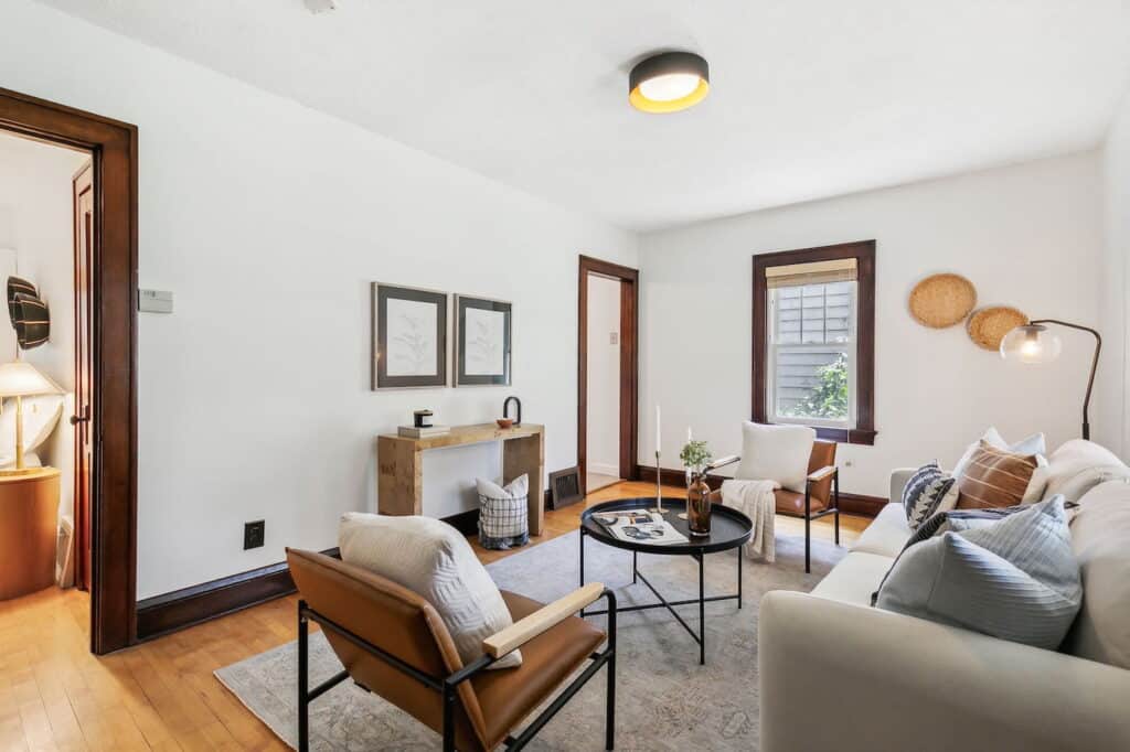 6-web-or-mls-4509-30th-Ave-S-06