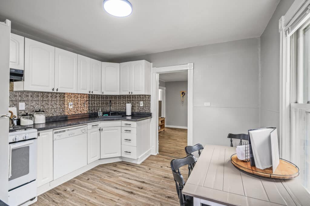 73_416_Cherokee_Ave73_mls