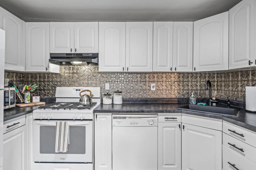 75_416_Cherokee_Ave75_mls