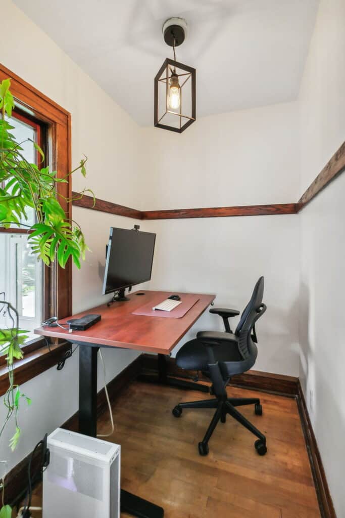 9-web-or-mls-4509-30th-Ave-S-09