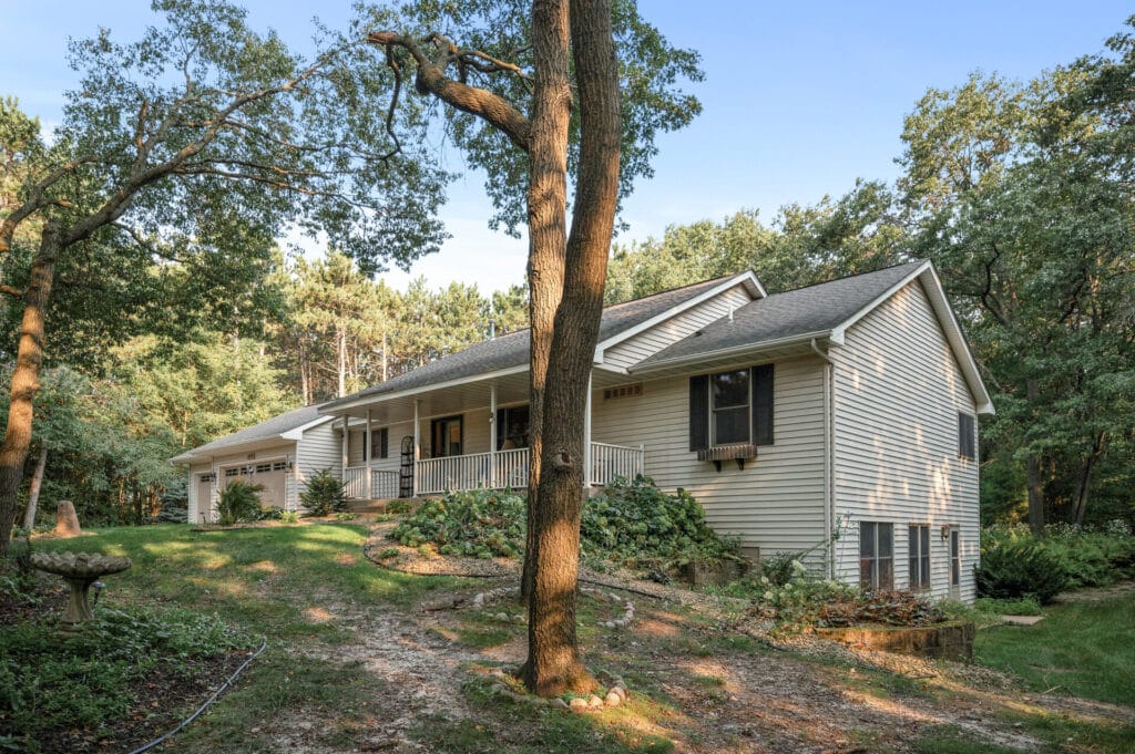 04_1039_160th_Lane_NE4_mls