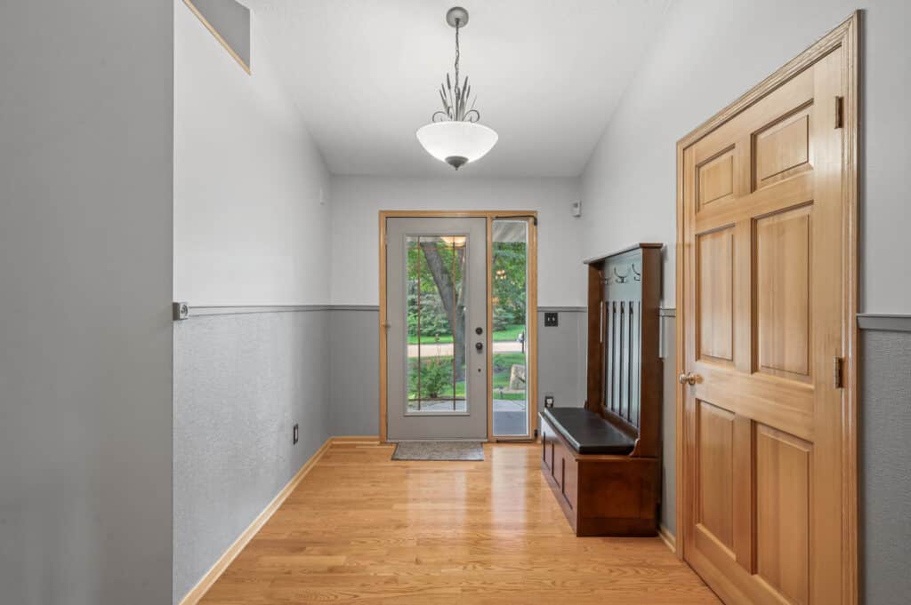 05_1039_160th_Lane_NE5_mls