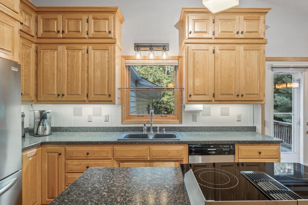 17_1039_160th_Lane_NE17_mls