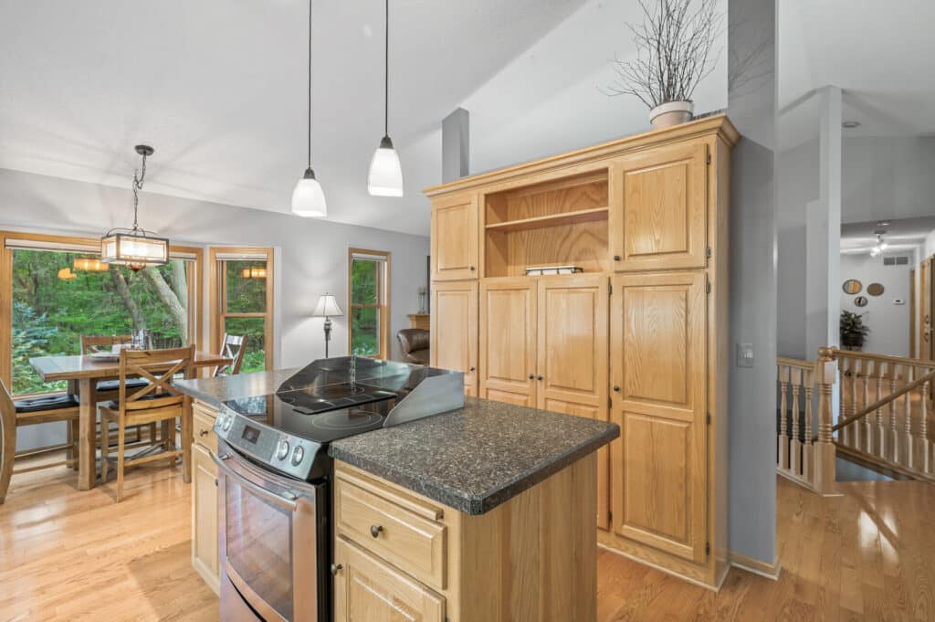 20_1039_160th_Lane_NE20_mls