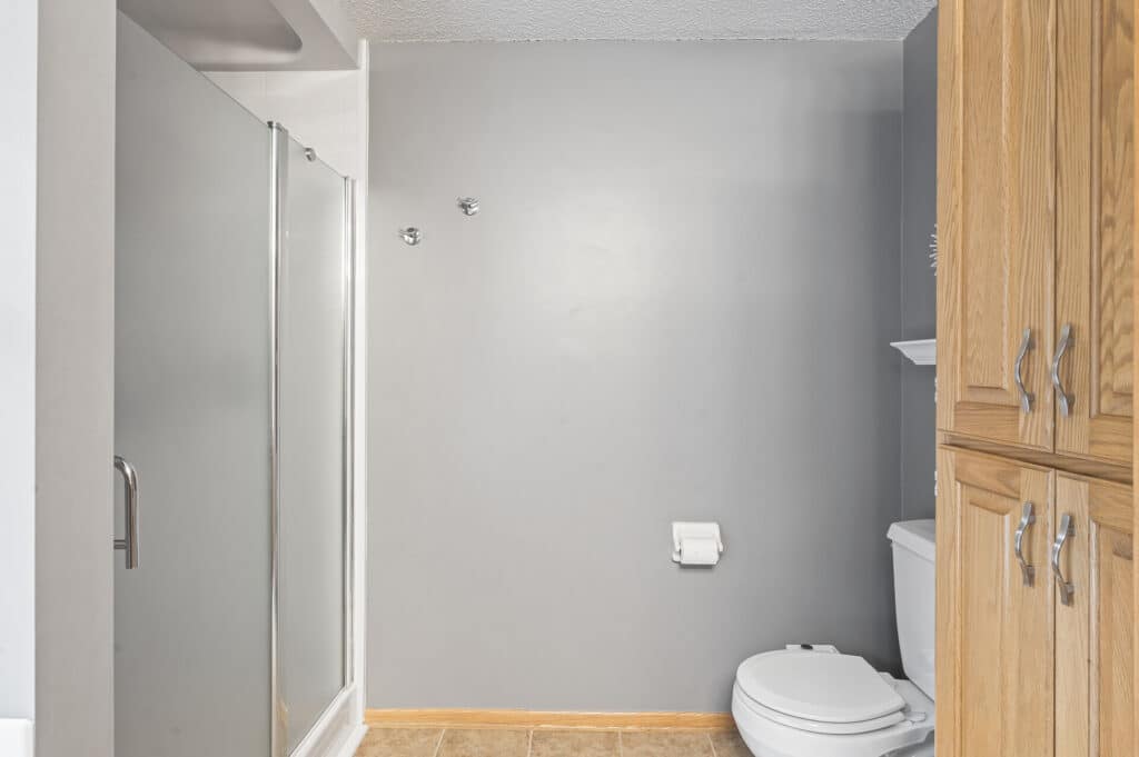 25_1039_160th_Lane_NE25_mls