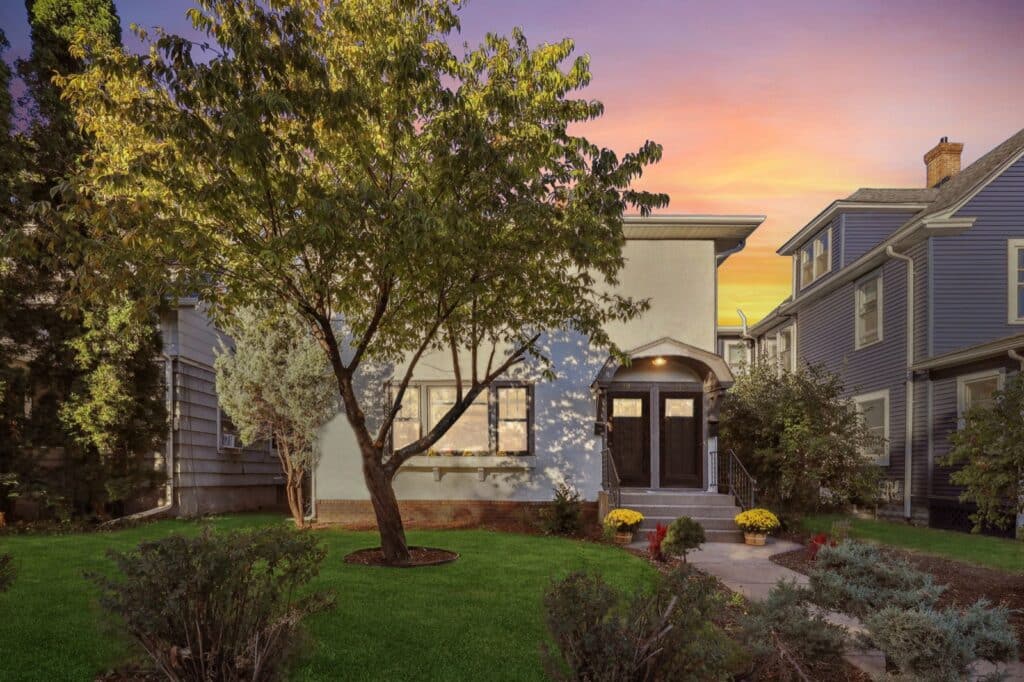 1-web-or-mls-3316-Hennepin-Ave-VirtualTwilight