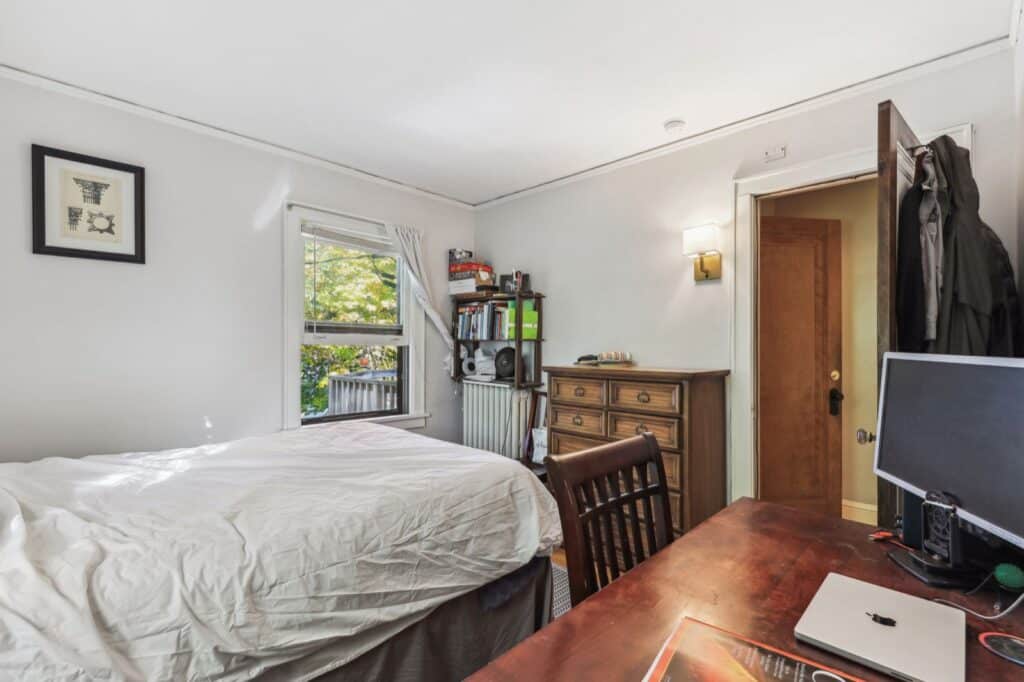 33-web-or-mls-3316-Hennepin-Ave-032