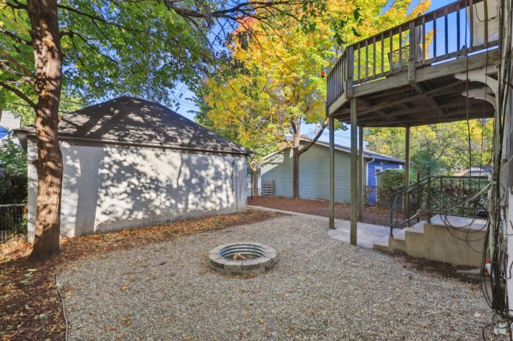 40-web-or-mls-3316-Hennepin-Ave-039