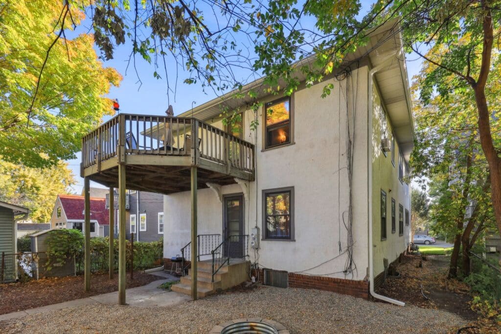 41-web-or-mls-3316-Hennepin-Ave-040