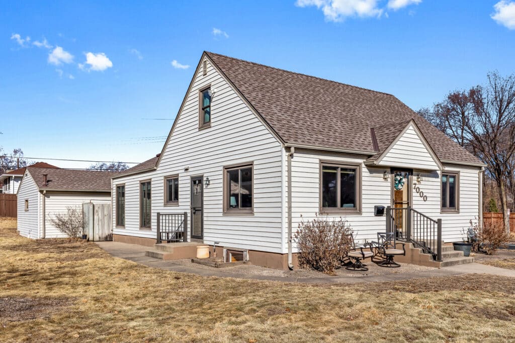 04_7000_Columbus4_mls