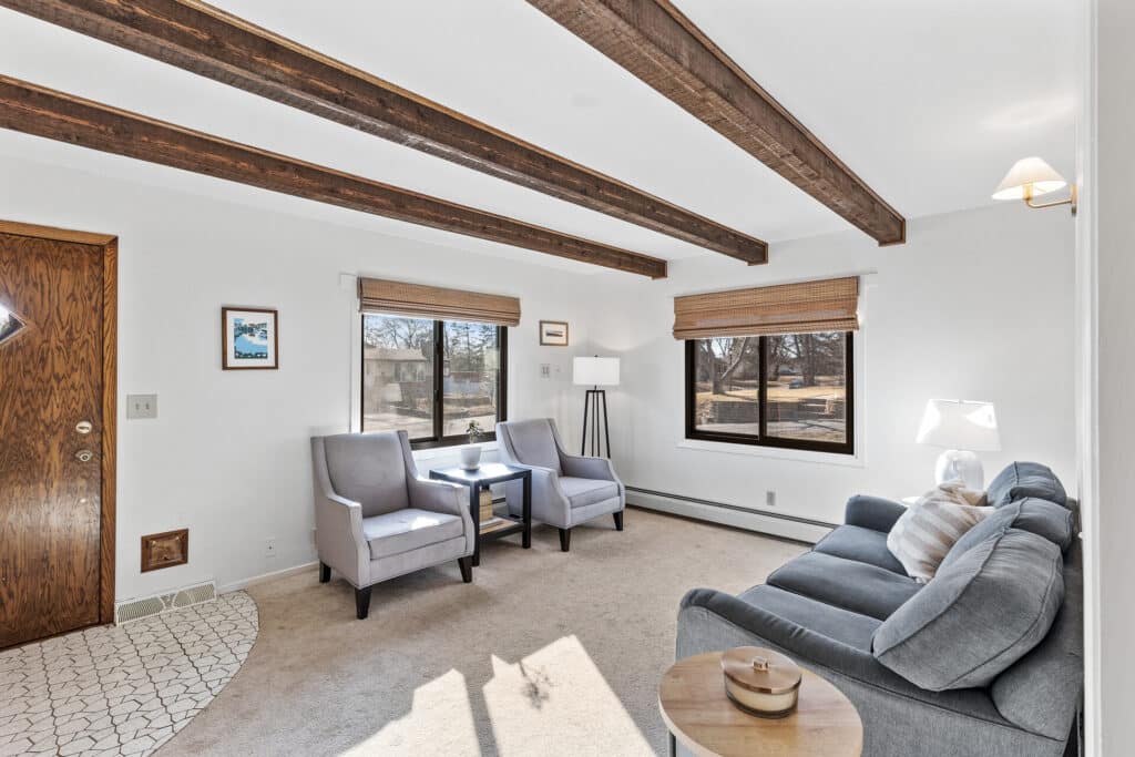 07_7000_Columbus7_mls