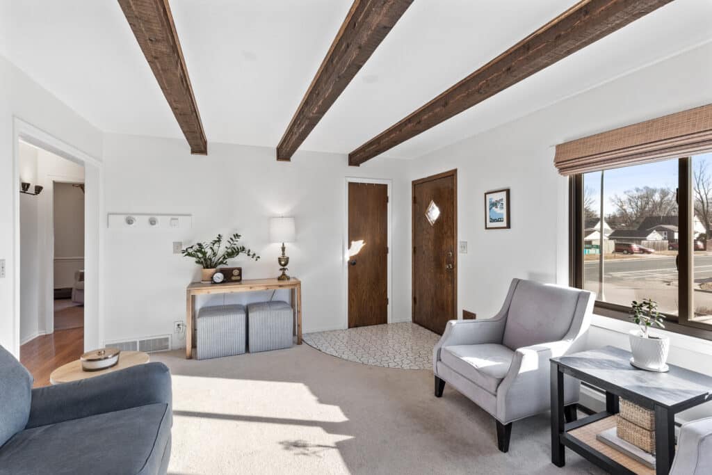 08_7000_Columbus8_mls