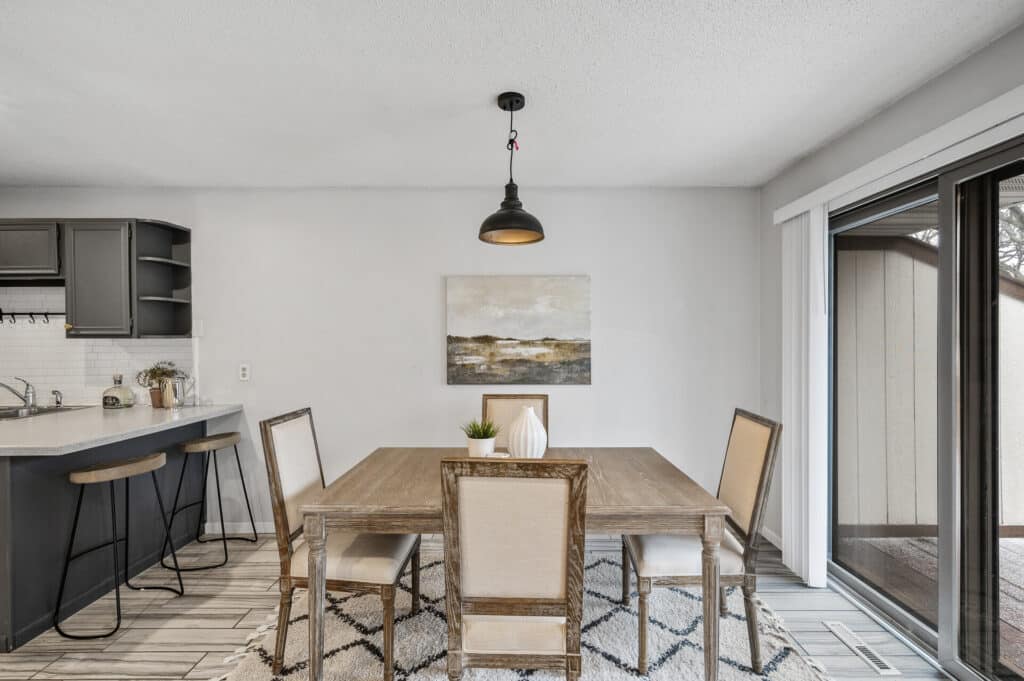 14_6503_Ives_Ln_N14_mls