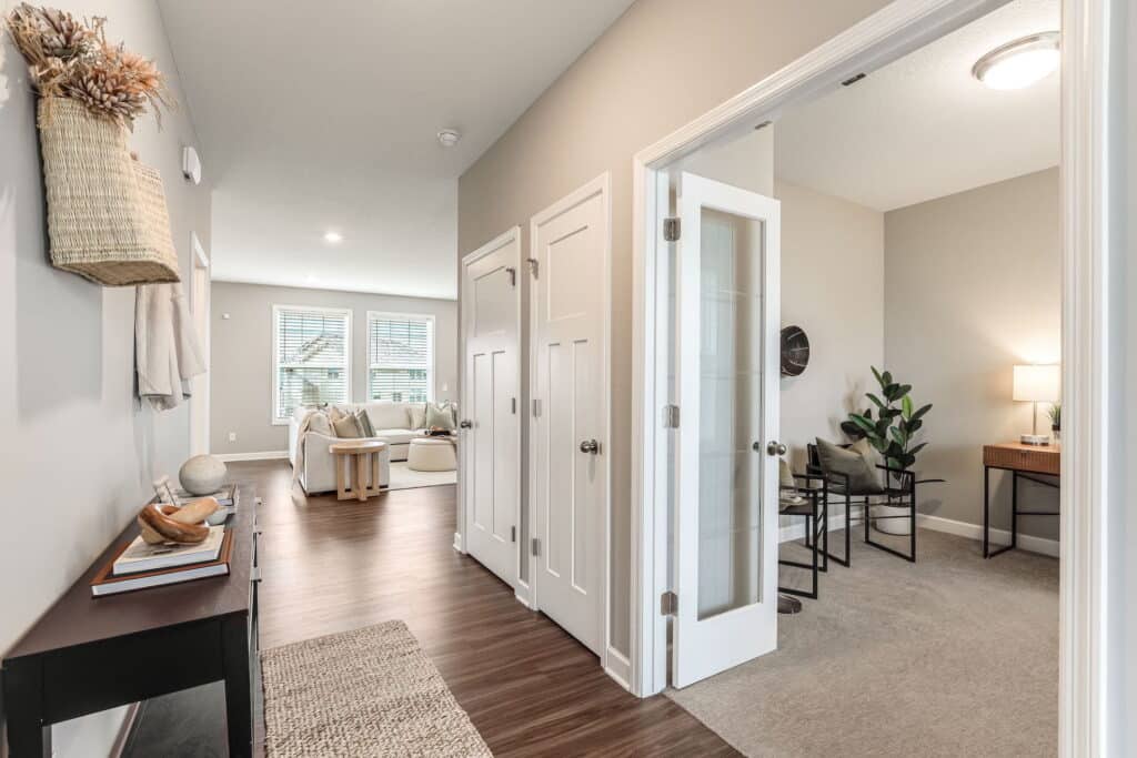 4-web-or-mls-19442-Sunflower-Ct-04