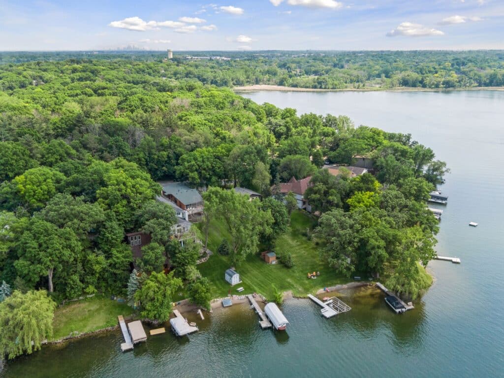7469 Fernbrook Lane North - Spacecrafting - 0010