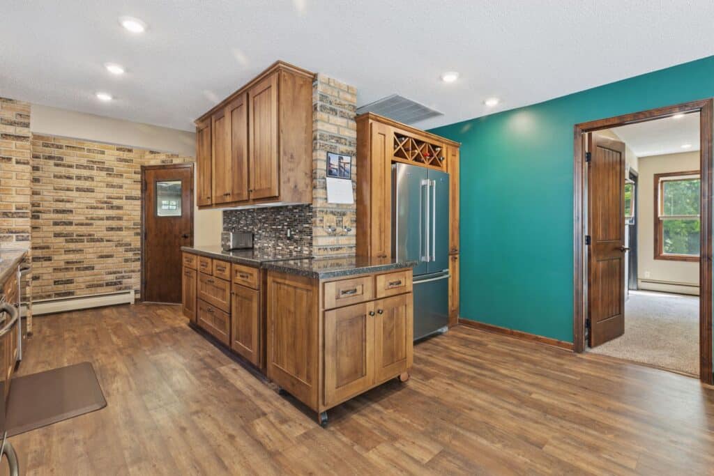 7469 Fernbrook Lane North - Spacecrafting - 0027