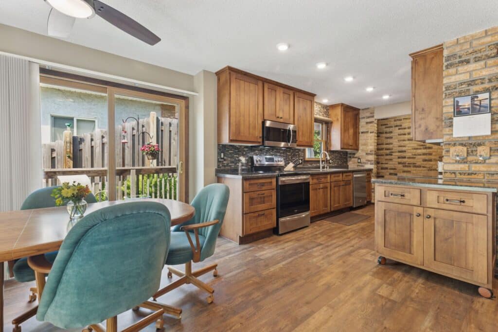 7469 Fernbrook Lane North - Spacecrafting - 0029