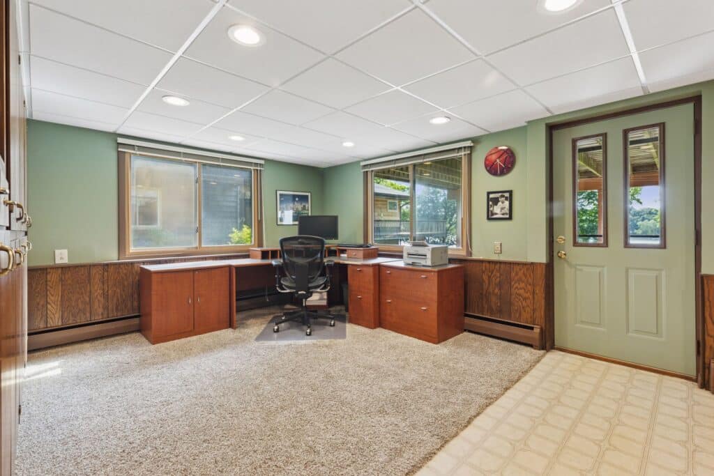 7469 Fernbrook Lane North - Spacecrafting - 0049