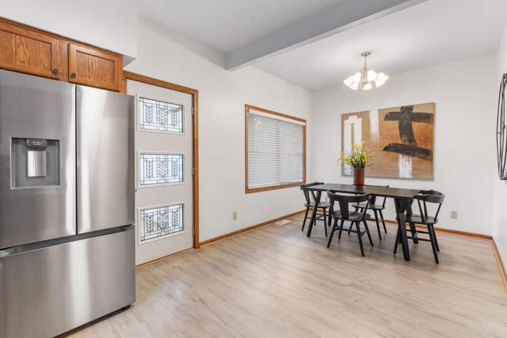 31-custom-813 26th Ave NE-31