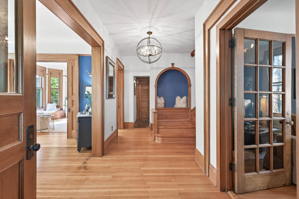 89_2444_Girard3 (1)_mls