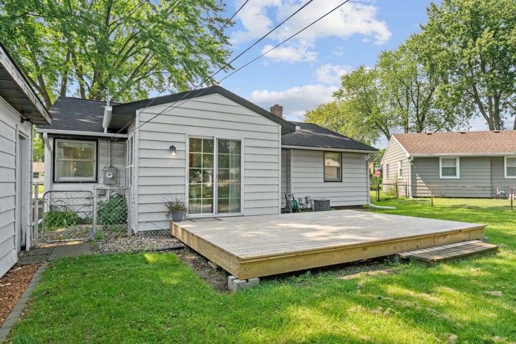 9-web-or-mls-3824 McKnight Rd N-9