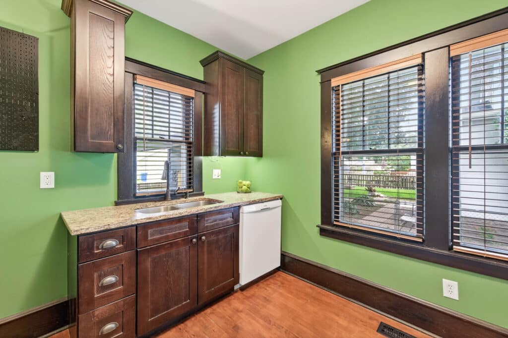 12_1259_Randolph12_mls