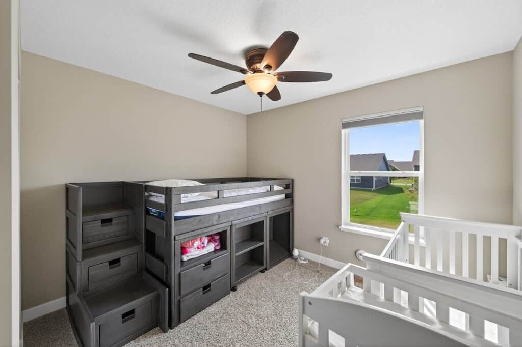 14_4845_Empress_Ave_N14_mls