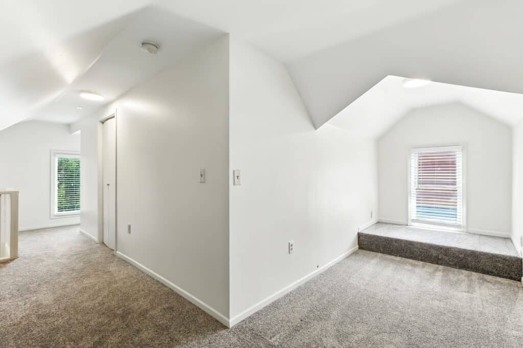 21-web-or-mls-3145-Pleasant-Ave-21