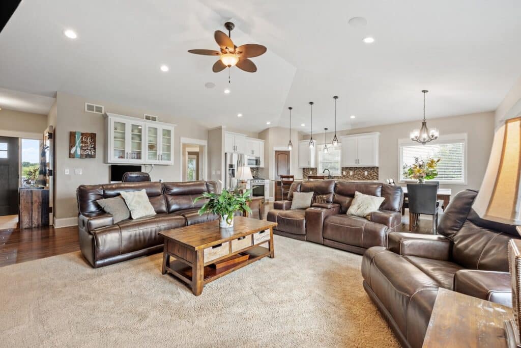 45-print-26002 Sunset Dr-45